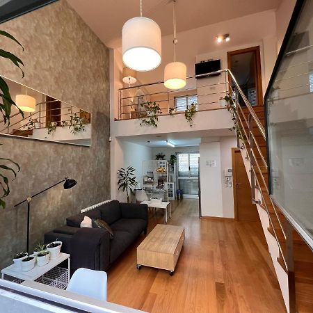 Loft Hygge Urbano Coruna Con Servicio De Parking A Coruna Exterior photo