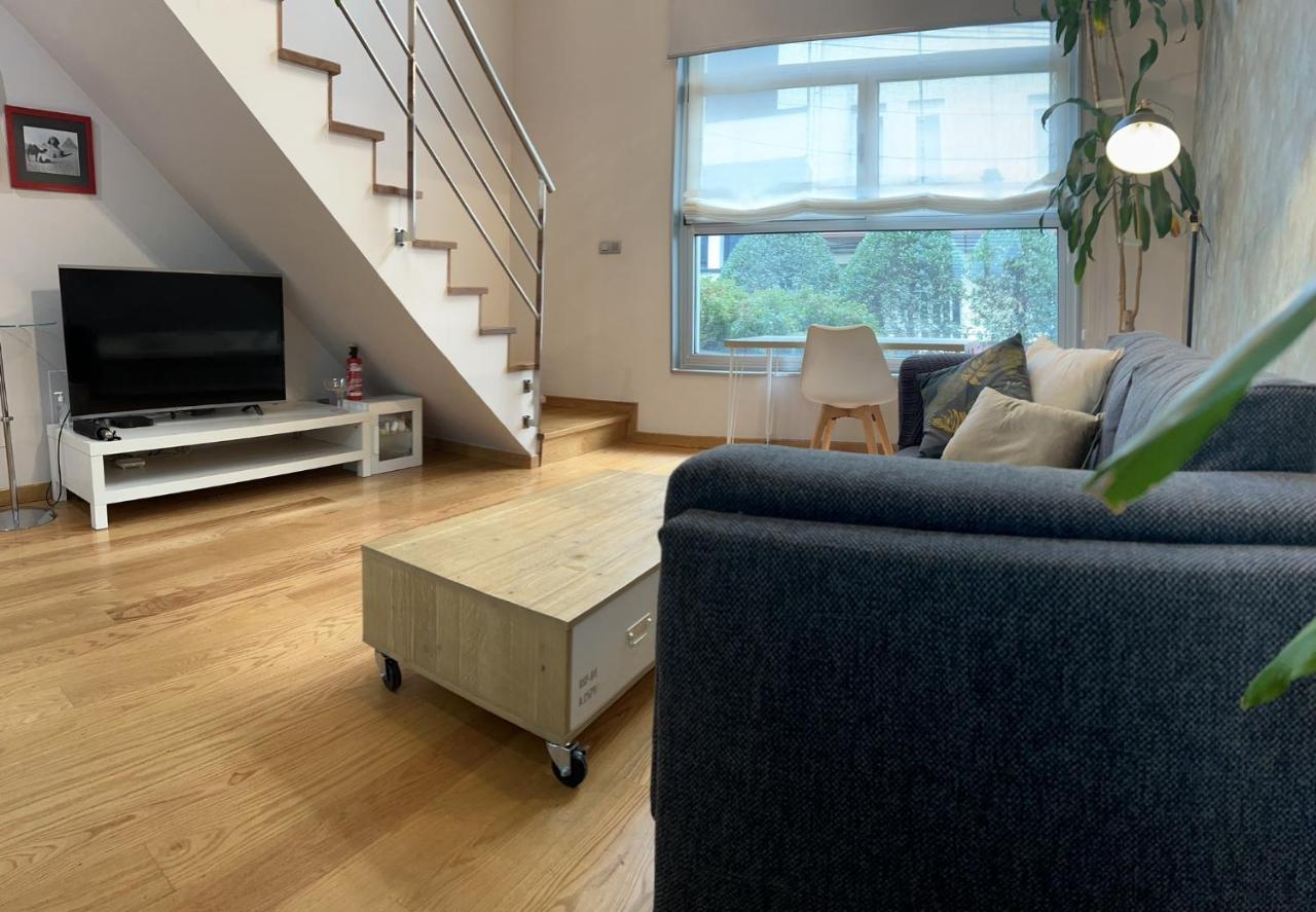 Loft Hygge Urbano Coruna Con Servicio De Parking A Coruna Exterior photo